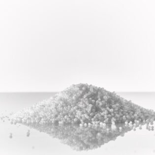 AUTOMOTIVE GRADE UREA (AGU)